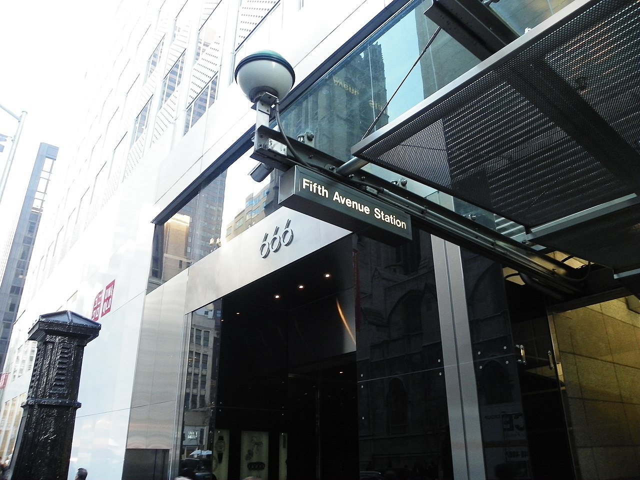 NYC EASY końcowy przystanek metra linii "E"