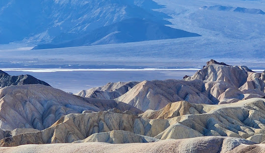 jedno dniowa średnio długa wycieczka  Death Valley i w okolice Strefy 51.